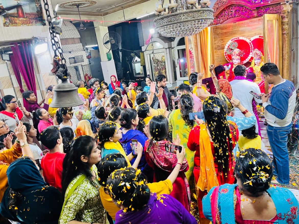 सिद्धपीठ भूतेश्वर नाथ महादेव दुर्गा मंदिर मेरठ में हुआ फाग महोत्सव का आयोजन-अनुभव वर्मा :