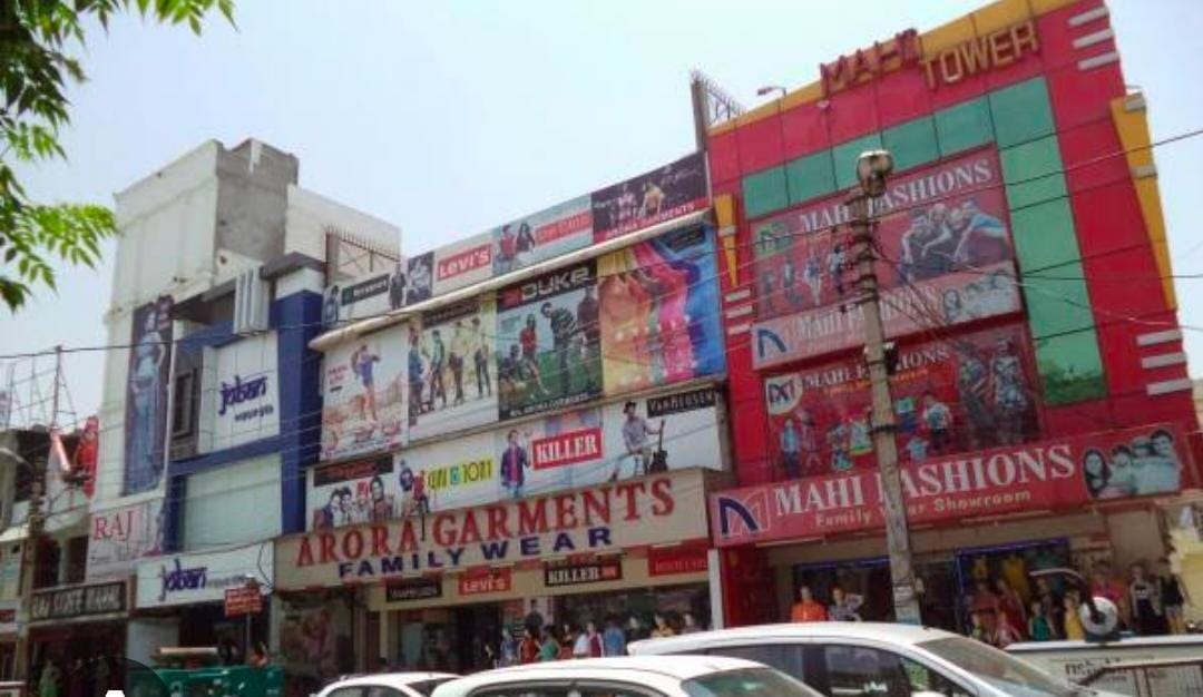 सेंट्रल मार्केट के व्यपारी नहीं मनाएंगे होली मिलन का कार्यक्रम होली के बाद मार्केट खाली करने के नोटिस हुए चस्पा: