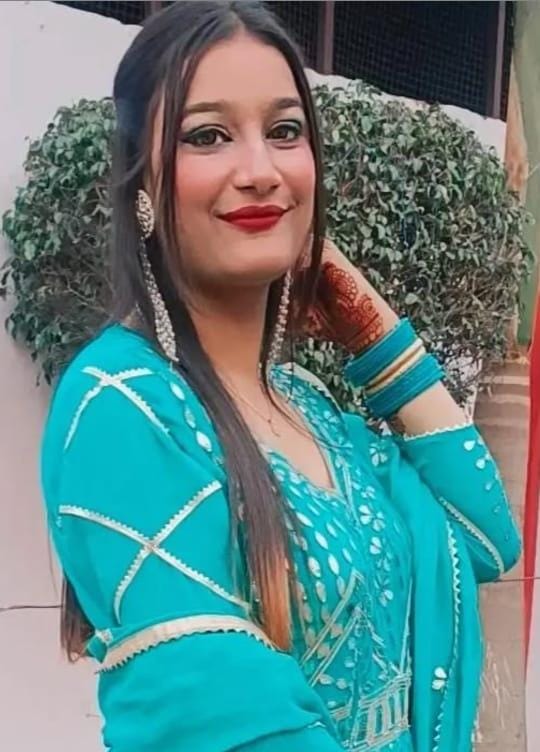 मेडिकल पुलिस की नाकामी 64 दिन बाद भी सोफिया फरार मेडिकल पुलिस सोफिया को पकड़ने में दिख रही फेल आरोपी सड़को पर खुलेआम रहा घूम :