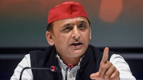 नाम बदलने पर अखिलेश यादव ने धामी सरकार पर कसा तंज,कहा-उत्तराखंड का नाम उत्तर प्रदेश-2 कर दीजिए :