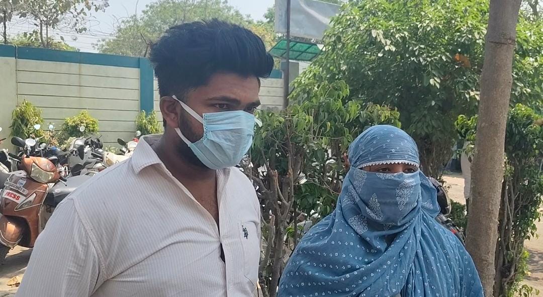 प्रेम विवाह करने वाले जोड़े को जान का खतराः पत्नी का आरोप-परिवार वाले कर सकते हैं ऑनर किलिंग, एसएसपी से मांगी सुरक्षा :