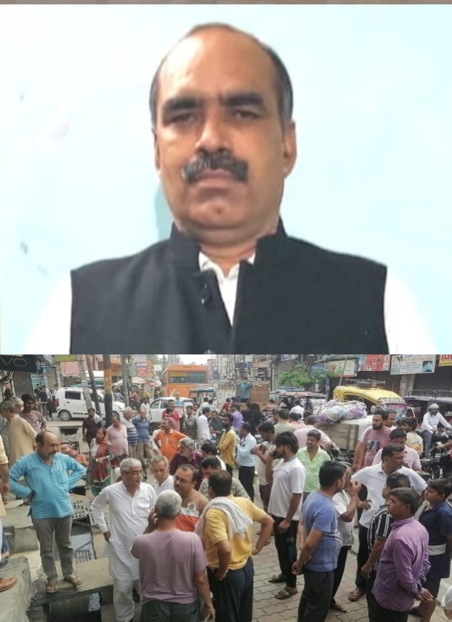हरिओम ट्रेडिंग कंपनी के मालिक का दुकान के भीतर बने गोदाम मे कुंदे से लटका शव देखकर फैली सनसनी :