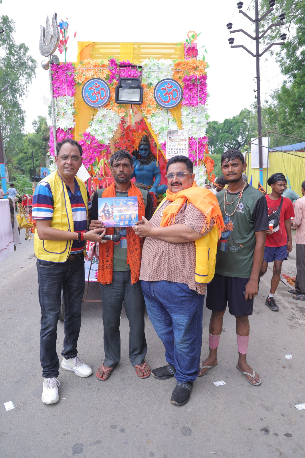 लायन्स क्लब मेरठ भवानी द्वारा सातवां कांवड़ सेवा शिविर का भव्य आयोजन रुड़की रोड स्थित मैसोनिक लॉज में किया गया :