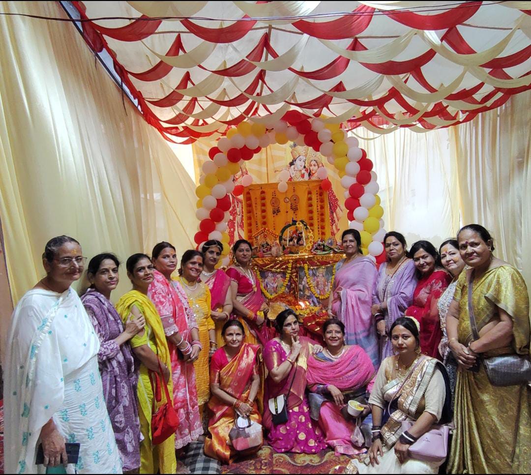 मेरठः भगवान श्री कृष्ण जी की छठी अंतर्राष्ट्रीय हिंदू परिषद महिला प्रकोष्ठ एवं परशुराम शक्ति वाहिनी की बहनों के द्वारा धूमधाम से मनाई गई :