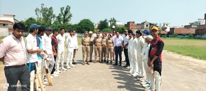 मेरठ रोड स्थित ए एस इंटर कॉलेज मवाना मेरठ में बालक वर्ग में दूसरे दिन क्रिकेट मैच का शुभारंभ :