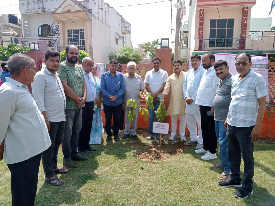 नगर पालिका परिषद् द्वारा स्वच्छता ही सेवा पखवाडा 2025 अभियान के अन्तर्गत नगर मे विशेष सफाई अभियान चलाया :
