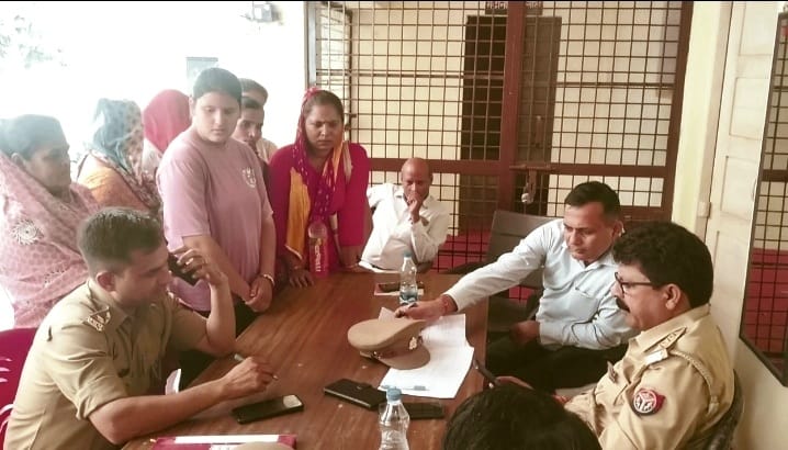 मवाना थाना समाधान दिवस पर आठ शिकायतें पांच का निस्तारण :