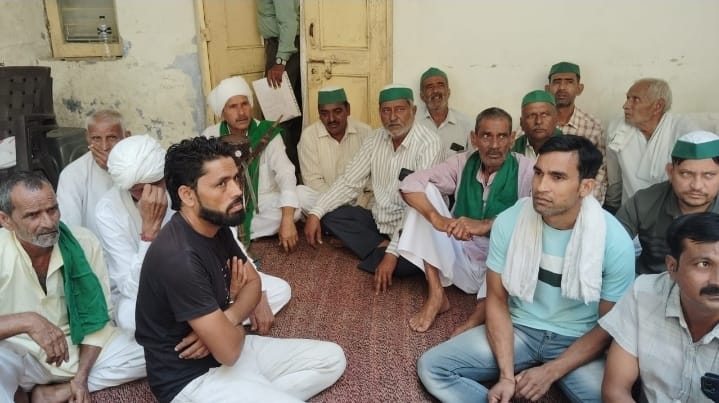 भाकियू टिकेत संगठन ने मवाना उप जिलाधिकारी कार्यालय के सामने किया धरना प्रदर्शन :