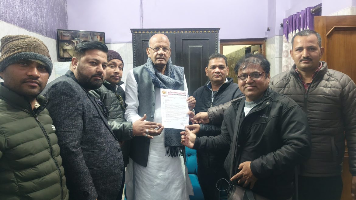 ग्रामीण पत्रकार एसोसिएशन ने सात सूत्रीय मांगों को लेकर किठौर विधायक शाहिद मंजूर को सौंपा ज्ञापन :