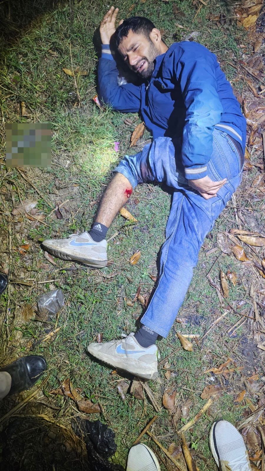 मेरठ पुलिस की बड़ी कामयाबी: 25-25 हजार के इनामी दो डकैतों को मुठभेड़ में घायल कर गिरफ्तार, डकैती के लाखों का माल बरामद :