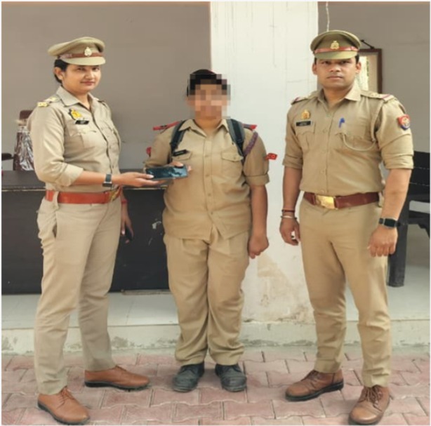 मात्र 30 मिनट में सिविल लाईन पुलिस ने बरामद किया गुमशुदा मोबाइल, पीड़िता को सौंपा लौटाया :