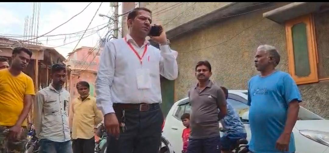 मेरठ में BJP पार्षद सुमित का स्मार्ट मीटर विरोध: मीटर लगाने वाली टीम को बंधक बनाने की धमकी :