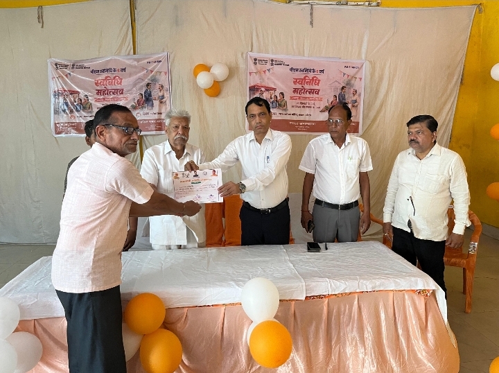 मवाना में पीएम स्वनिधि योजना के लाभार्थियों का सम्मान, सामुदायिक केंद्र में लगा विशेष शिविर :