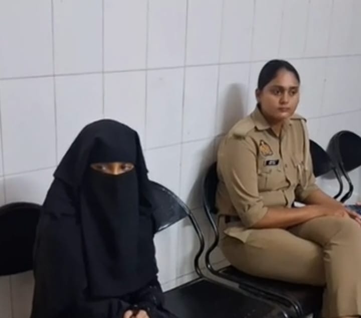 चार साल तक ब्लैकमेल कर शोषण का आरोप, युवक पर दुष्कर्म का मुकदमा :